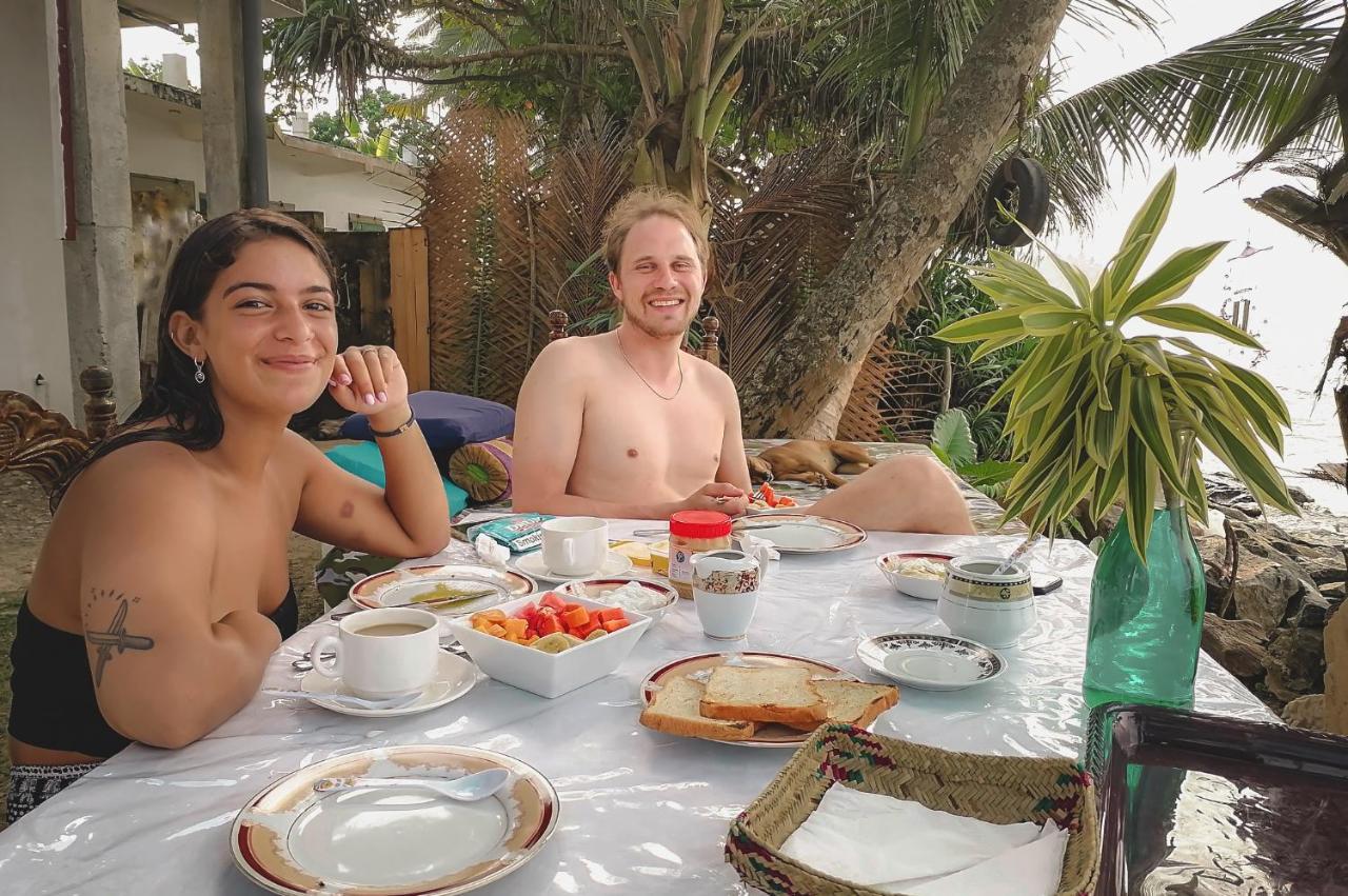 Mermaid Beach Ahangama Kültér fotó